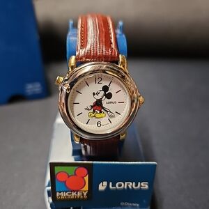 Lorus Mickey Mouse Watch w/ Brown Leather Strap *Plays A Small World* Vintage